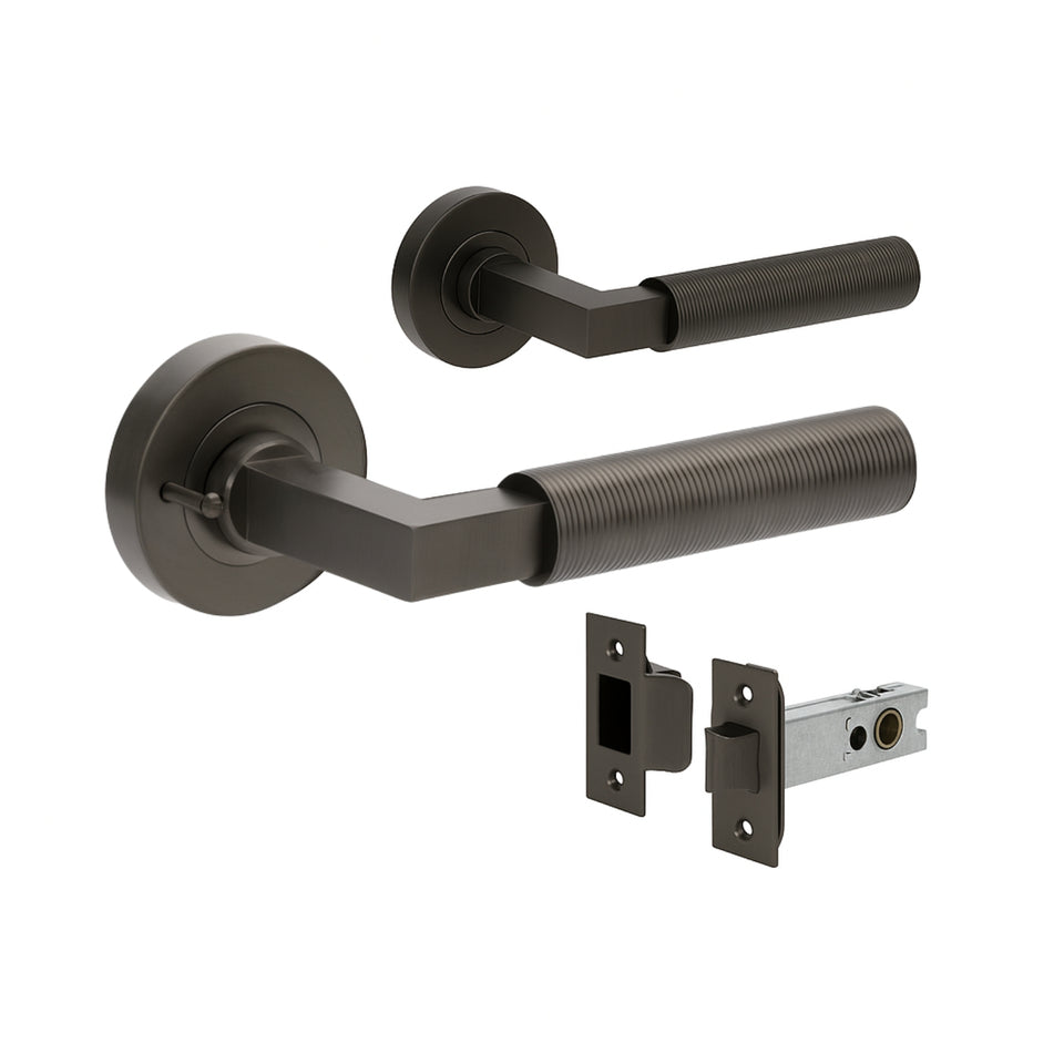 Zanda Zurich Fluted Privacy Lever Set Graphite Nickel