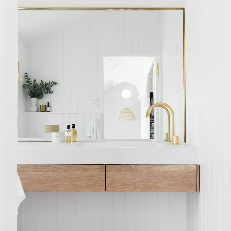Caroma Invisi Series II Round Dual Flush Metal Plate & Buttons Brushed Brass