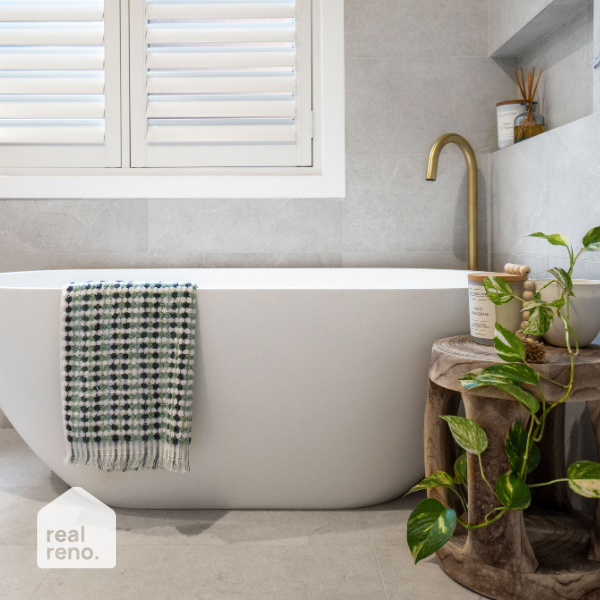 Meir Round Freestanding Bath Filler - Tiger Bronze