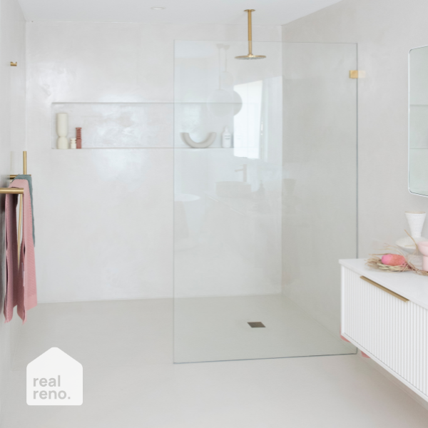 Phoenix Vivid Shower Rose 230mm Round - Brushed Gold