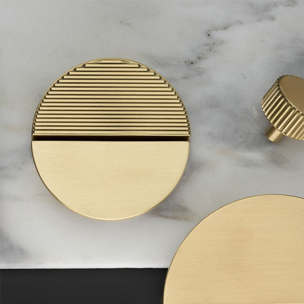 Momo Handles Barrington Eclipse Ribbed Matt Brass