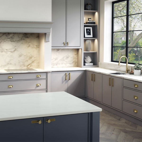 Momo Handles Barrington Bar Handle Dark Brushed Brass
