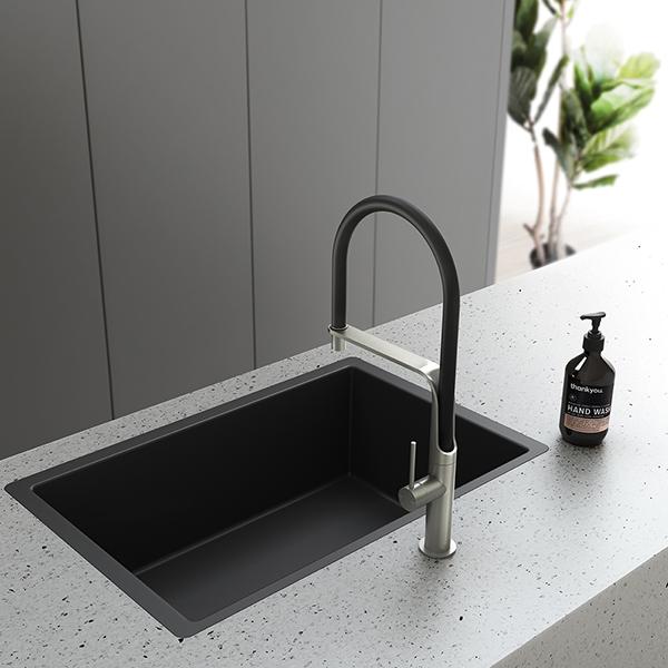 Phoenix Vido Flexible Hose Sink Mixer - Chrome