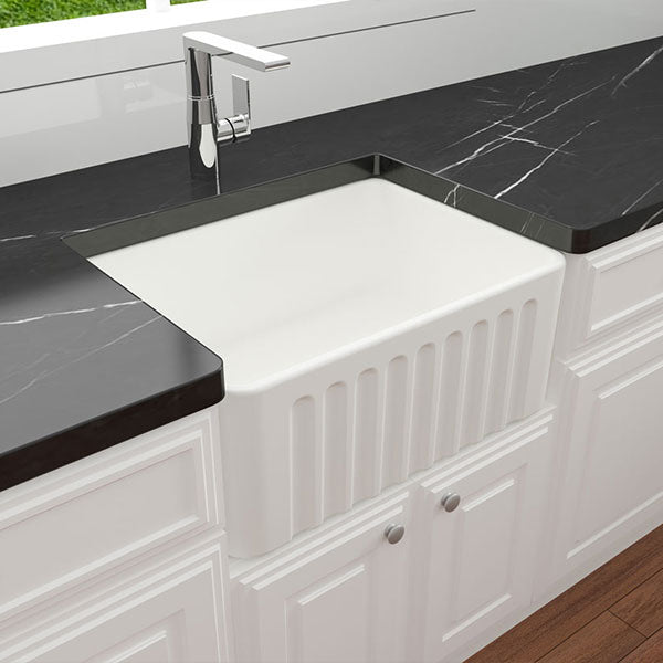 Turner Hastings Novi 61 x 46 Universal Flat or Ribbed Fireclay Butler Sink
