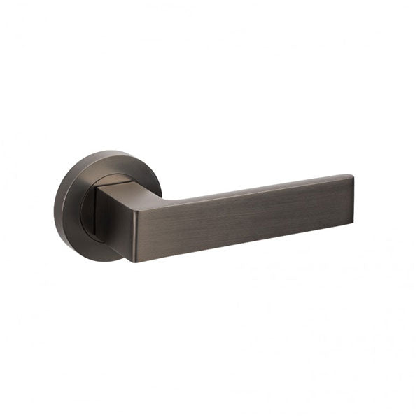 Zanda Boston Privacy Set Graphite Nickel online at The Blue Space